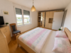 "Betreutes, seniorengerechtes Wohnen" - Attraktive 3-Zimmer-Dachgeschosswohnung m. gr. Dachterrasse - Schlafzimmer