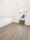 Großzügige 3 1/2-4 Zimmer-Dachgeschoßwohnung mit Balkon in schöner Lage - Zimmer