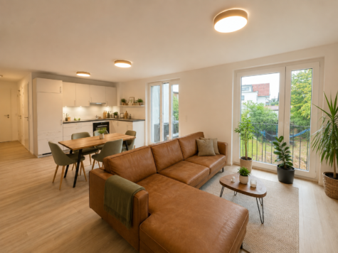 Exklusiv ausgest., neuwertige 2,5-Zimmerwohnung m. EBK und zwei Balkonen in bevorzugter Lage, 70794 Filderstadt, Wohnung