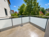 Exklusiv ausgest., neuwertige 2,5-Zimmerwohnung m. EBK und zwei Balkonen in bevorzugter Lage - Balkon