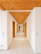 Beneidenswerte 3,5-Zimmer-Galeriewohnung im Atelierstil mit EBK, Balkon und Dachterrasse - Flur