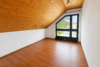 Großzügige 3,5-Zimmer-Dachgeschosswohnung mit EBK und Südbalkon in ruhiger Lage - Essbereich