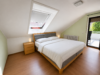 Großzügige 3,5-Zimmer-Dachgeschosswohnung mit EBK und Südbalkon in ruhiger Lage - Schlafzimmer