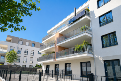 *Wohnkomfort auf höchstem Niveau* Neuwertige 4,5-Zimmer-Wohnung mit großem überdachtem Balkon, 70563 Stuttgart-Vaihingen, Wohnung