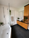 Schicke, renovierte 6-Zimmer-Maisonettewohnung m. Balkon u. Gemeinschaftsgarten in Aussichtslage - Bad 1. DG Ansicht 1