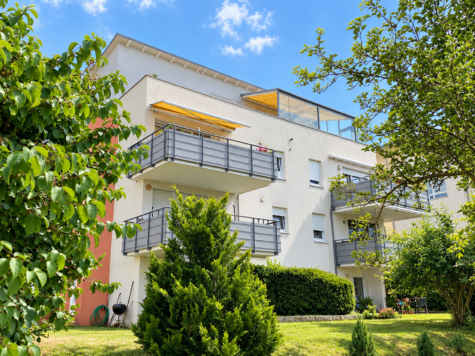Schicke 4,5-Zimmerwohnung m. EBK u. überd. Südwestbalkon in herrlicher Ortsrandlage, 70794 Filderstadt, Wohnung
