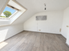 In schöner Ortsrandlage - Gepflegte 2-Zimmerwohnung mit EBK, Südbalkon, Loggia und Hobbyraum - Hobbyraum DG