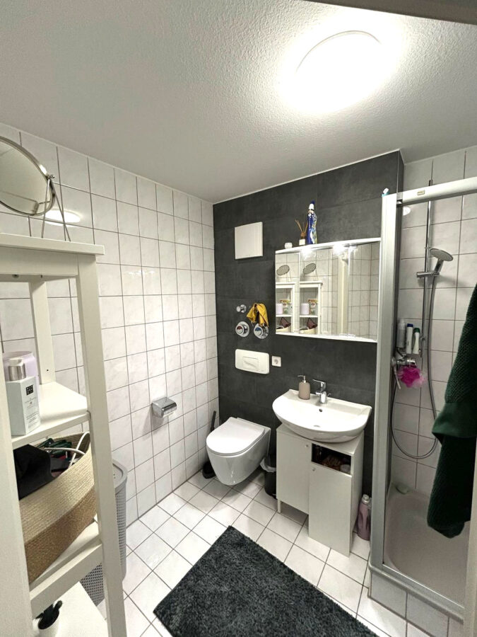 Top renovierte 1,5-Zimmerwohnung m. EBK u. sonnigem Balkon in bevorzugter Lage AN EINZELPERSON - Foto 5